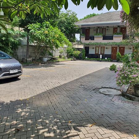 Taman Paradise Homestay Pradahkalikendal Exteriér fotografie