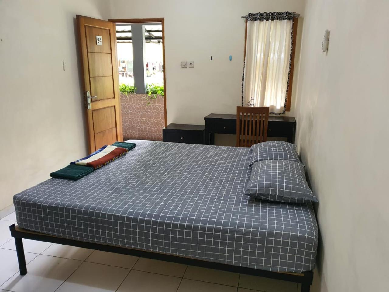 Taman Paradise Homestay Pradahkalikendal Exteriér fotografie