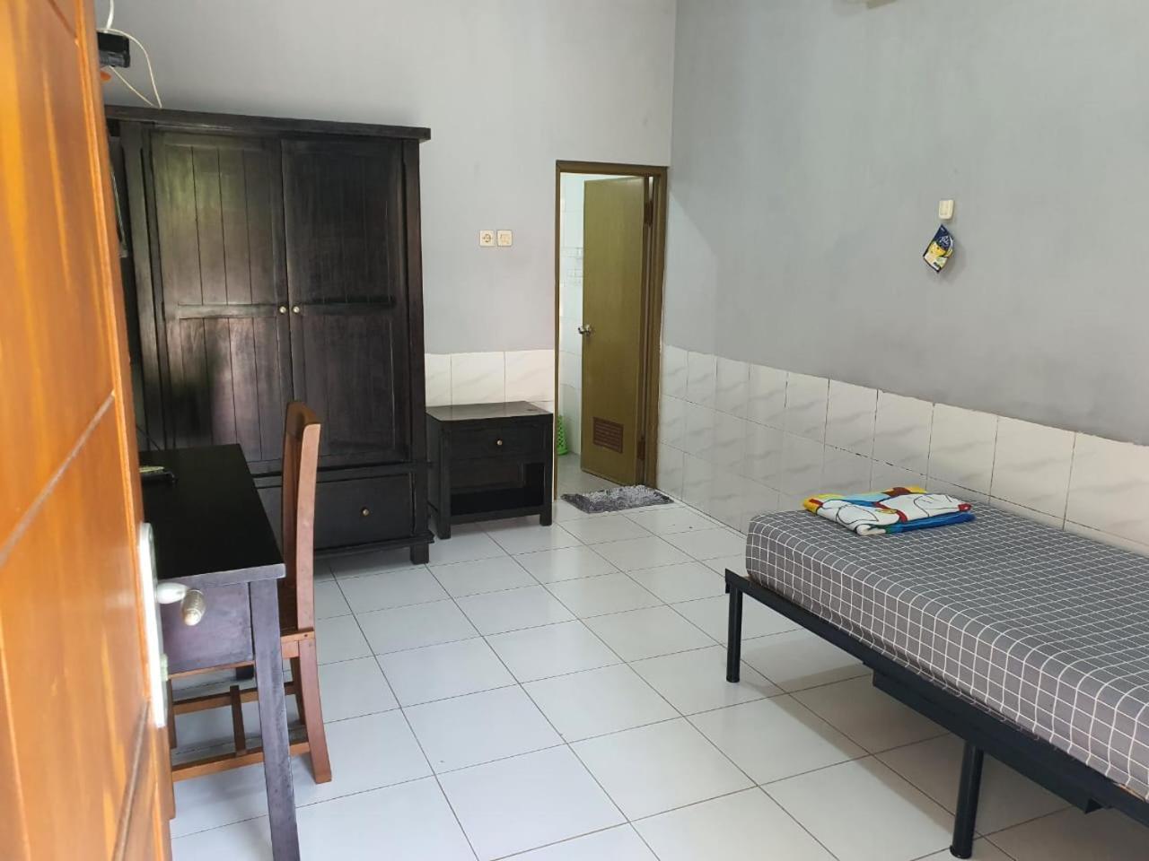 Taman Paradise Homestay Pradahkalikendal Exteriér fotografie