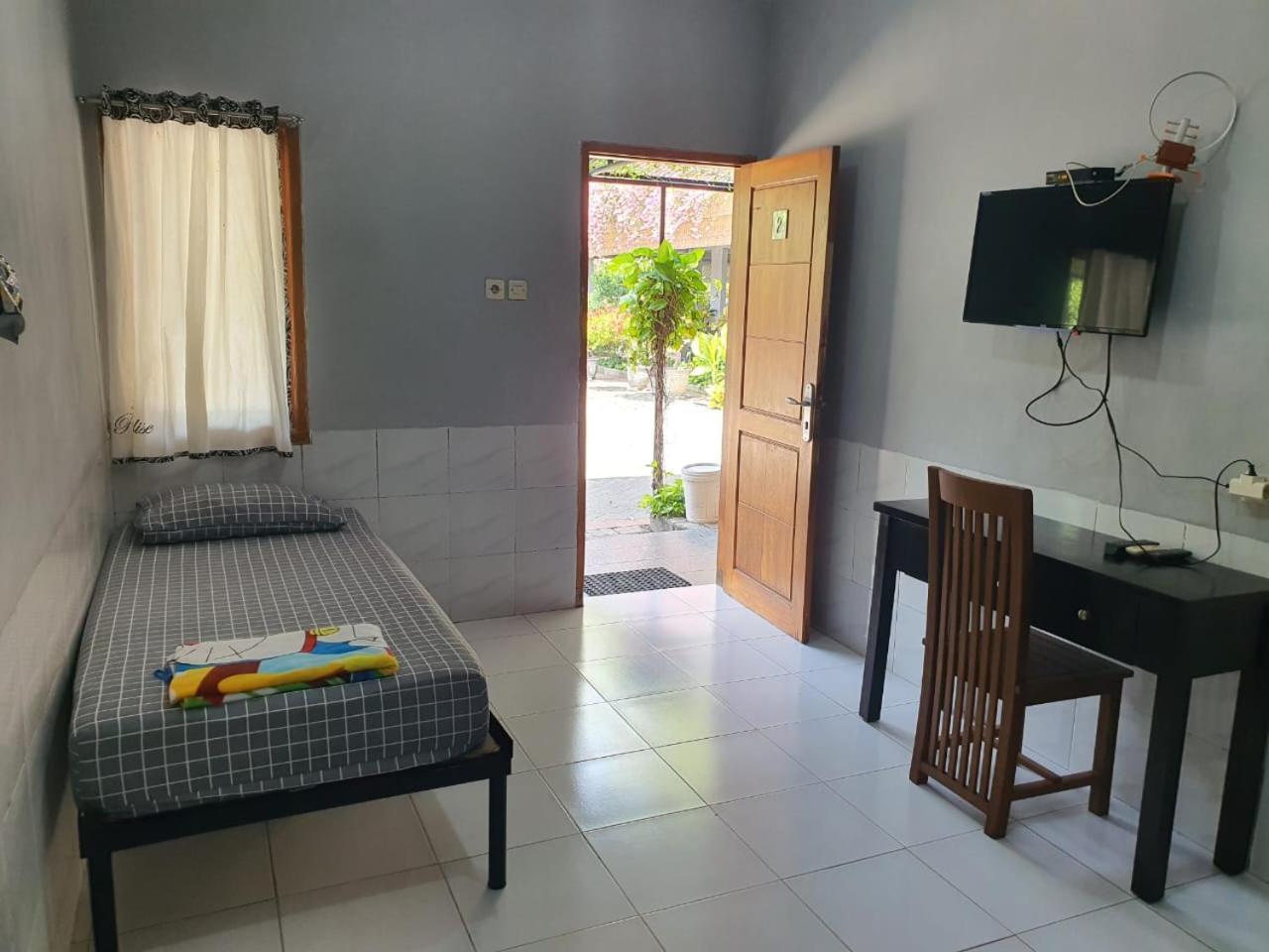 Taman Paradise Homestay Pradahkalikendal Exteriér fotografie